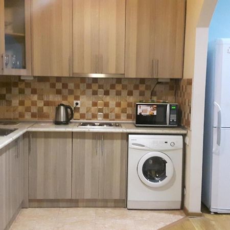 Apartment On Aleksandr Pushkin Street Tbilisi Room photo