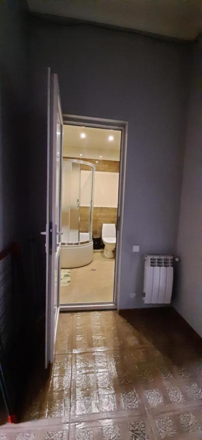 Apartment On Aleksandr Pushkin Street Tbilisi Exterior photo