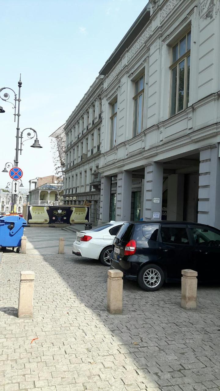 Apartment On Aleksandr Pushkin Street Tbilisi Exterior photo